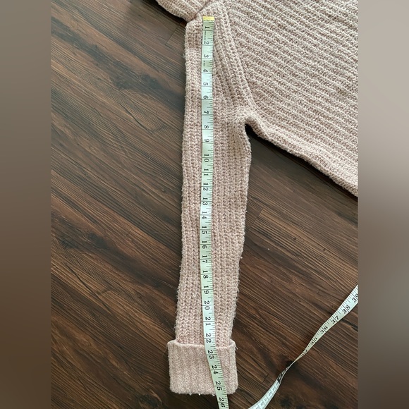 BP Turtleneck Knit Sweater. Size XXS - Picture 7 of 9